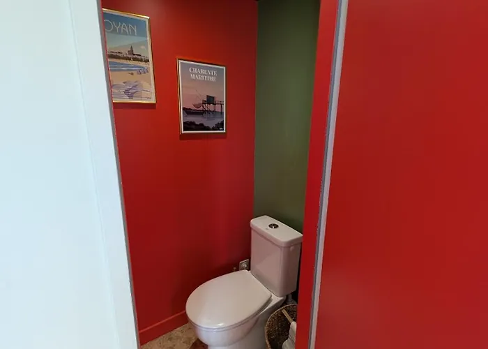 Le Manoa Foncillon Parking Prive